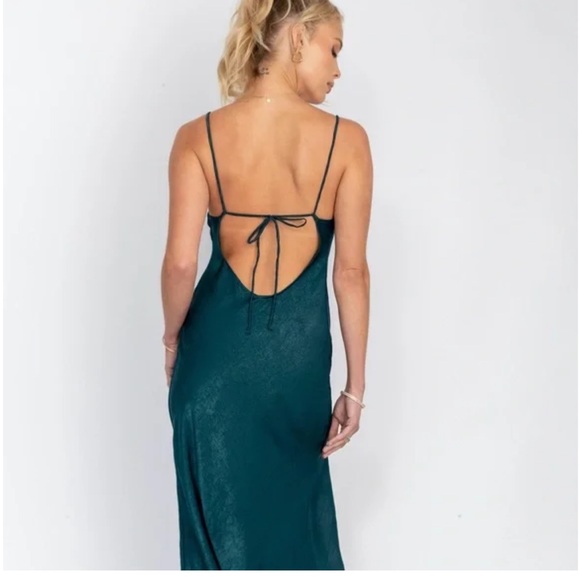 RESA Madison Slip in Emerald - Picture 2 of 6